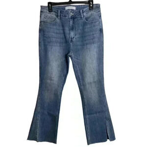 Q2 Boutique Slit Flarred Hem Light Wash Denim Jeans Size XL / 46